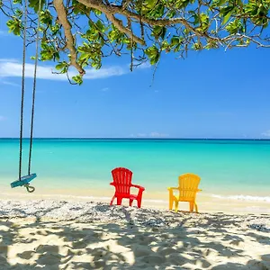 And Tan Hotel Ocho Rios