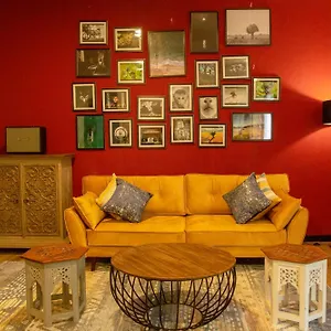 https://tiki-taka.negombohotels.net