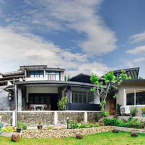 https://thotupola-residence.negombohotels.net